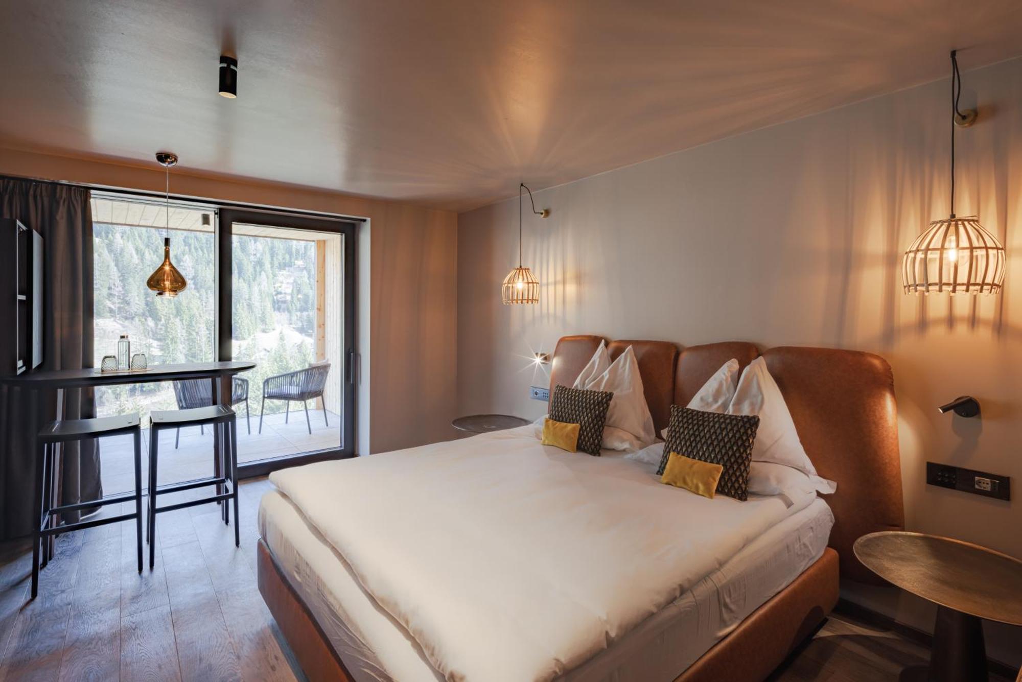 Latemar - Hotel Suites Spa 索拉加 外观 照片