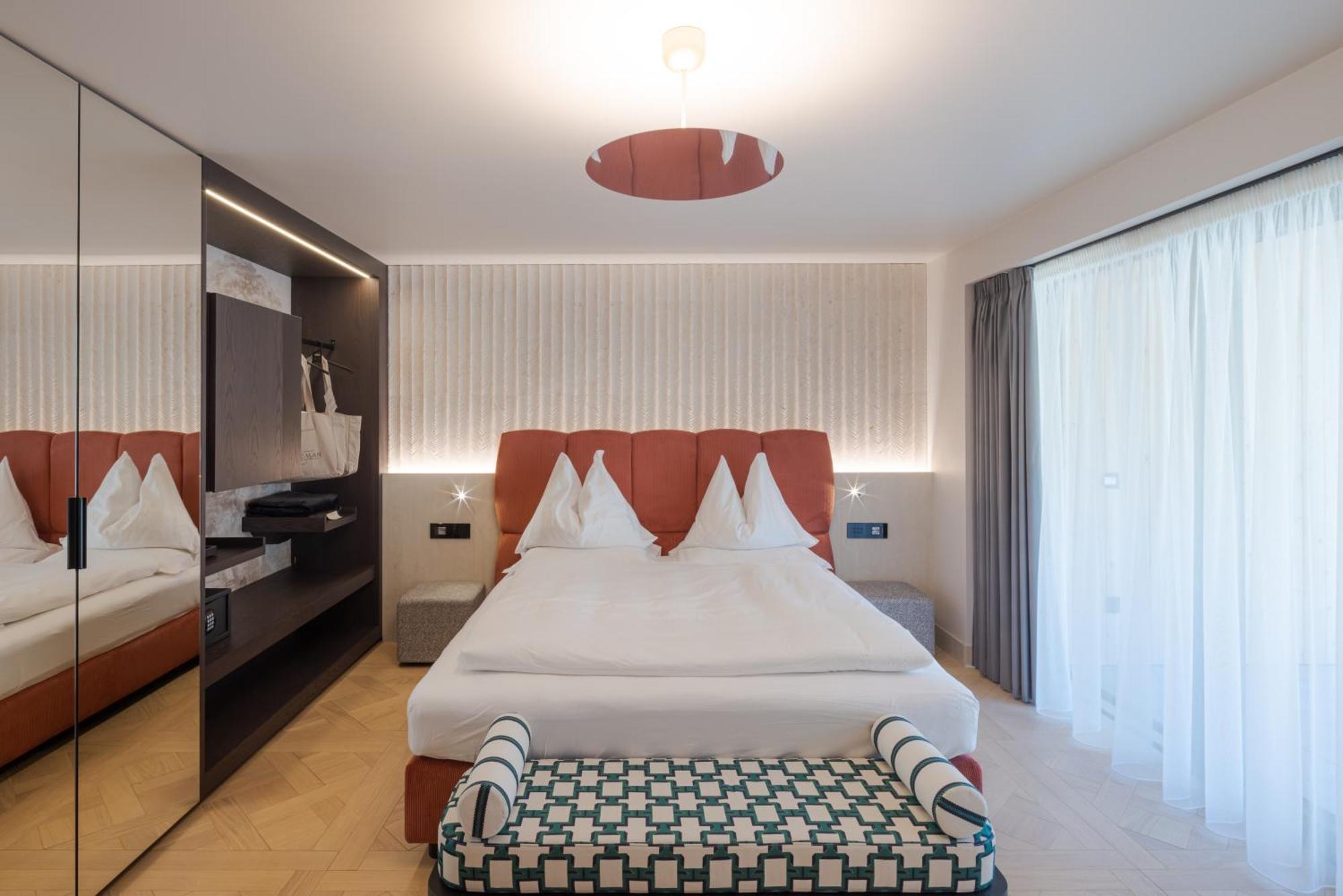 Latemar - Hotel Suites Spa 索拉加 外观 照片